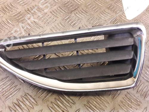 Used Grille RENAULT MEGANE I (BA0/1_) 1.6 16V (BA04, BA0B, BA11, BA1J, BA16, BA19, BA1K, BA1V,... (107 hp) 23728351