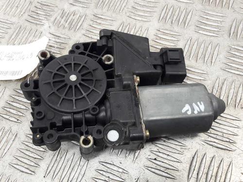 Used Left front window motor Left front window motor AUDI A4 B5 (8D2) 1.6 (100 hp) 23658766 23658766