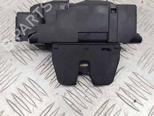 Used Tailgate lock Tailgate lock PEUGEOT 308 SW II (LC_, LJ_, LR_, LX_, L4_) 1.6 BlueHDi 120 (120 hp) 23745902 23745902