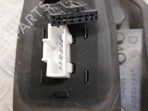 Lamp holder CITROËN C3 II (SC_) 1.4 HDi 70 (SC8HZC, SC8HR0, SC8HP4) | BP23746395L10 - Image 6