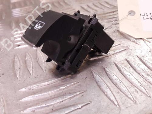 Used Left rear window switch Left rear window switch AUDI A1 CITY CARVER (GBH) 30 TFSI (116 hp) 23726609 23726609