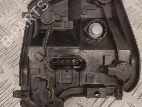 Used Lamp holder Lamp holder FIAT LINEA (323_, 110_) 1.3 D Multijet (323AXB11, 323AXB1A) (90 hp) 23744327 23744327