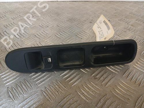 Used Right front window switch PEUGEOT 307 (3A/C) 1.6 16V (109 hp) 23657243