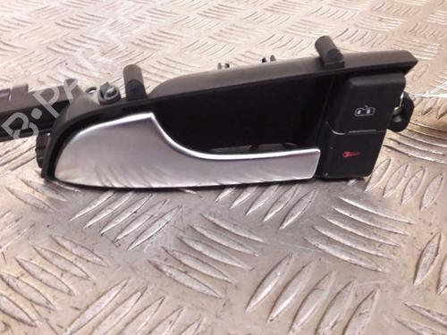 Used Front left interior door handle AUDI A3 (8P1) 1.9 TDI (105 hp) 23718020