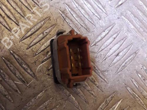 switch-renault-espace-iv-jk01_-2002-24853382 main image