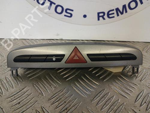 Used Warning switch PEUGEOT 308 I (4A_, 4C_) 1.6 HDi (90 hp) 23657224