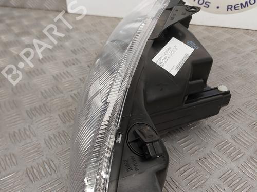 Used Right headlight Right headlight PEUGEOT 206 Hatchback (2A/C) 1.4 i (75 hp) 23660157 23660157