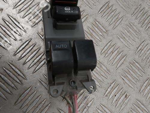 Used Left front window switch Left front window switch TOYOTA YARIS (_P9_) 1.4 D-4D (NLP90_, NLP90R) (90 hp) 23747888 23747888