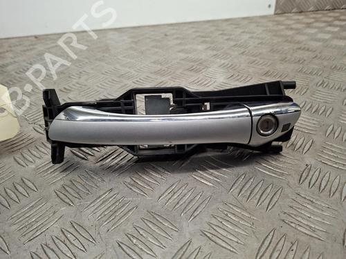 Used Front left exterior door handle Front left exterior door handle 39434000 39434000