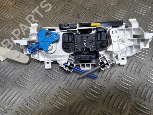 Climate control RENAULT TWINGO II (CN0_) 1.2 (CN0D) | BP24852882I5 