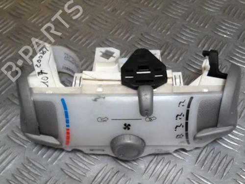 climate-control-peugeot-107-pm_-pn_-2005-2006-2007-2008-2009-2010-2011-2012-2013-2014-2015-2016-24851271 main image