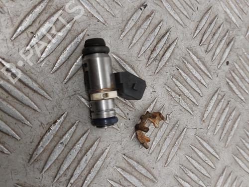 Used Injector Injector FIAT PUNTO (188_) 1.2 60 (188.030, .050, .130, .150, .230, .250) (60 hp) 27584738 27584738