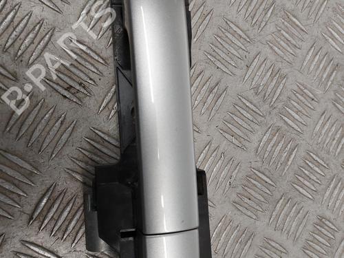 front-right-exterior-door-handle-nissan-note-e11-ne11-2005-2006-2007-2008-2009-2010-2011-2012-2013-30494191 main image