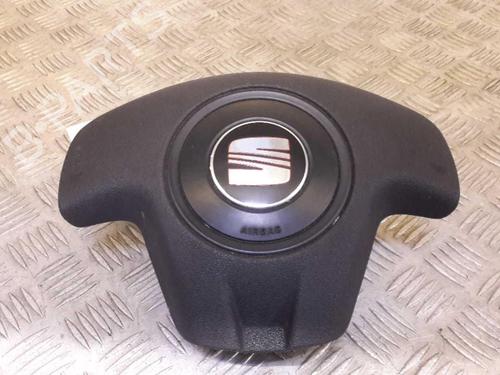 Used Driver airbag SEAT IBIZA III (6L1) 1.4 TDI (70 hp) 23658135