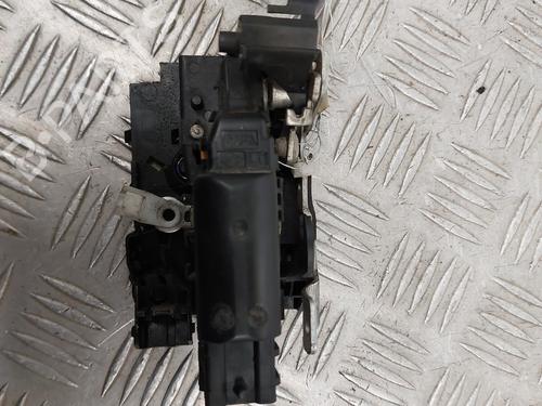 front-right-lock-dacia-lodgy-js_-2012-24629334 main image