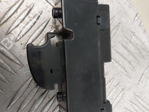 right-rear-window-switch-peugeot-4007-vu_-vv_-2007-2008-2009-2010-2011-2012-2013-23747629 main image