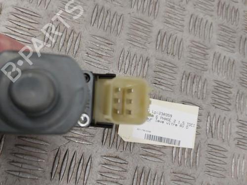 Right front window motor FORD FIESTA VI (CB1, CCN) 1.5 TDCi | BP23737526E20 