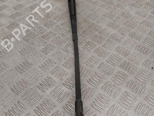 Front windshield wiper arm VW TOURAN (1T1, 1T2) 2.0 TDI 16V | BP23746922C143
