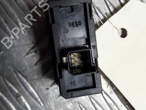 Used Right front window switch Right front window switch OPEL ASTRA H Estate (A04) 1.7 CDTI (L35) (101 hp) 23716573 23716573