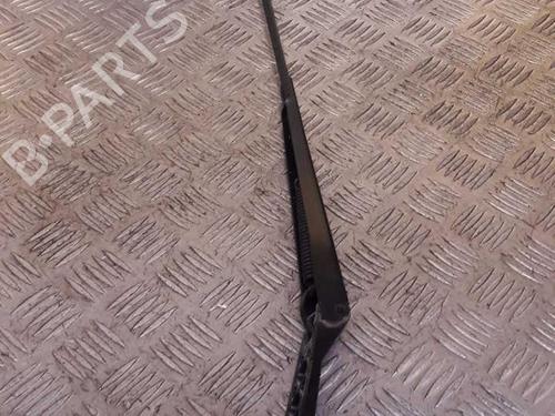 Used Front windshield wiper arm PEUGEOT 308 I (4A_, 4C_) 1.6 HDi (90 hp) 23723415