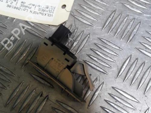 Used Right front window switch Right front window switch VW TOUAREG (7LA, 7L6, 7L7) 2.5 R5 TDI (174 hp) 23725487 23725487