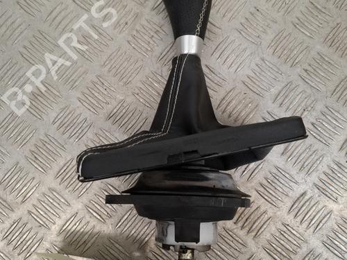 Used Gear lever MERCEDES-BENZ C-CLASS (W204) C 220 CDI (204.002) (170 hp) 25811498