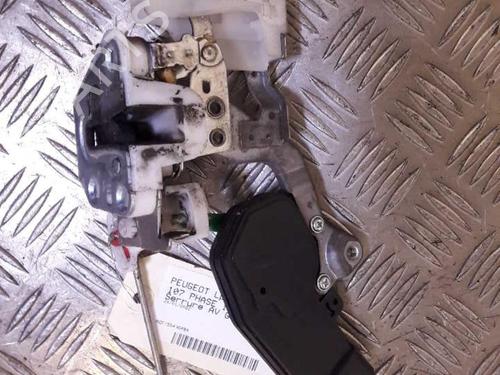 Front left lock PEUGEOT 107 (PM_, PN_) 1.0 | BP24852521C98 