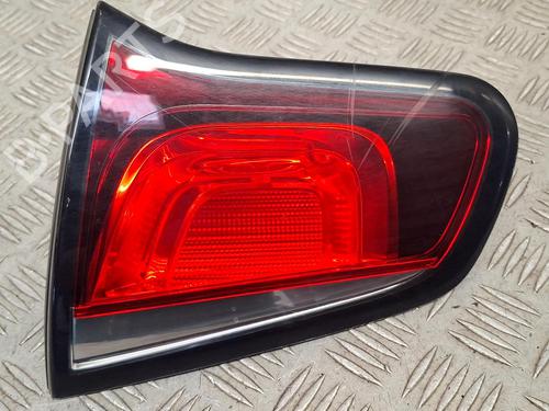 Højre baglygte bagklap Højre baglygte bagklap CITROËN C3 II (SC_) 1.4 HDi 70 (SC8HZC, SC8HR0, SC8HP4) (68 hp) 36412735 36412735