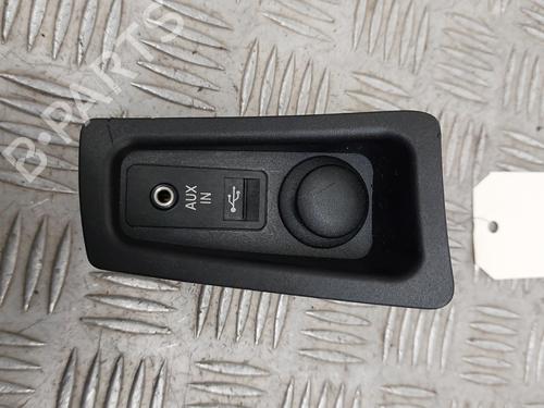 Used Electronic module Electronic module BMW 1 (E87) 118 d (143 hp) 33967231 33967231