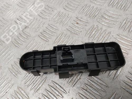 Right front window switch PEUGEOT 307 Break (3E) 2.0 HDI 110 | BP23735178I26 