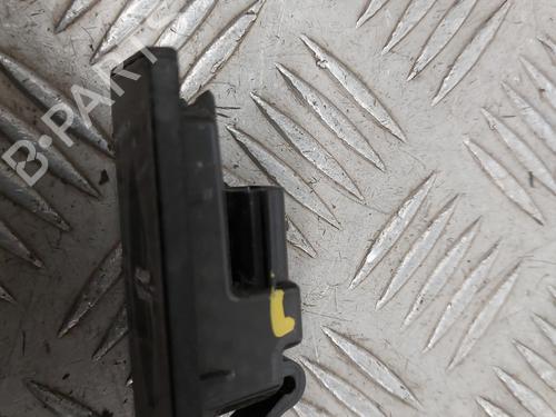 licence-plate-light-dacia-sandero-iii-2021-29466413 main image