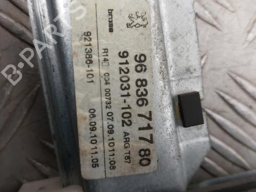 Rear left window mechanism PEUGEOT 5008 (0U_, 0E_) 1.6 HDi | BP29423619C24 