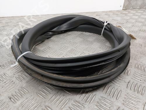 Gummiliste RENAULT MEGANE IV Hatchback (B9A/M/N_) 1.6 dCi 165 | BP31060335C142 - Image 3