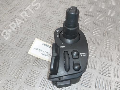 Used Steering column stalk RENAULT CLIO III (BR0/1, CR0/1) 1.5 dCi (C/BR0G, C/BR1G) (68 hp) 30645543