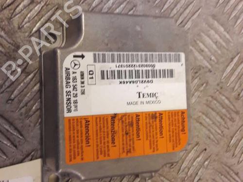 Airbag module MERCEDES-BENZ M-CLASS (W163) ML 400 CDI (163.128) (250 hp) 24853409