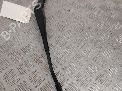 Front windshield wiper arm BMW 3 Touring (E91) 320 d | BP23744742C143 