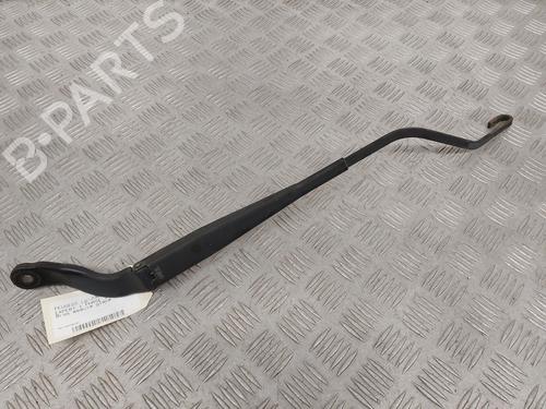 Used Front windshield wiper arm PEUGEOT EXPERT (224_) 2.0 HDI 16V (109 hp) 23744541