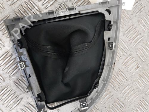 Gearknop Gearknop BMW 1 (E87) 118 d (143 hp) 33967229 33967229