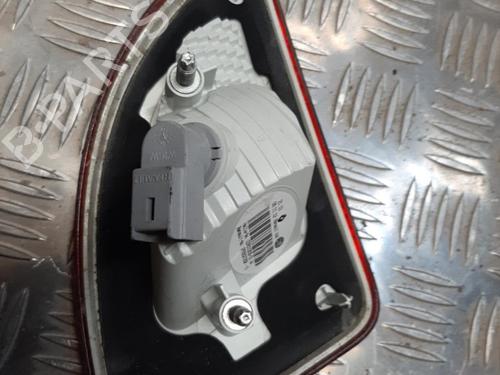 left-tailgate-light-renault-twingo-ii-cn0_-2007-23713734 main image