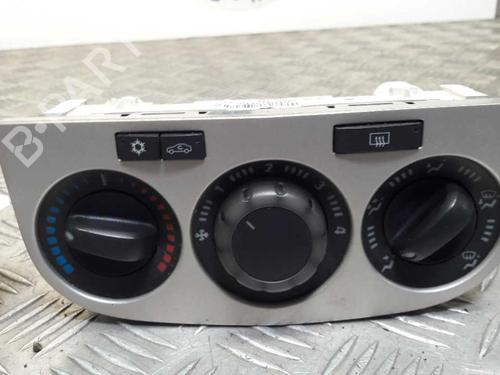 Used Climate control OPEL CORSA D (S07) 1.3 CDTI (L08, L68) (75 hp) 23735460