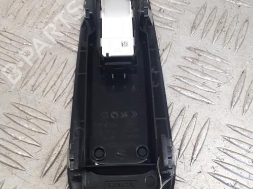 Right front window switch PEUGEOT 308 SW II (LC_, LJ_, LR_, LX_, L4_) 1.6 BlueHDi 120 | BP23745888I26 