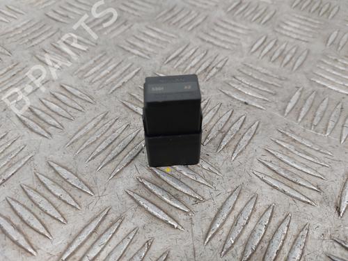 Elektronisk modul Elektronisk modul NISSAN QASHQAI II (J11, J11_) 1.6 dCi (130 hp) 33831493 33831493