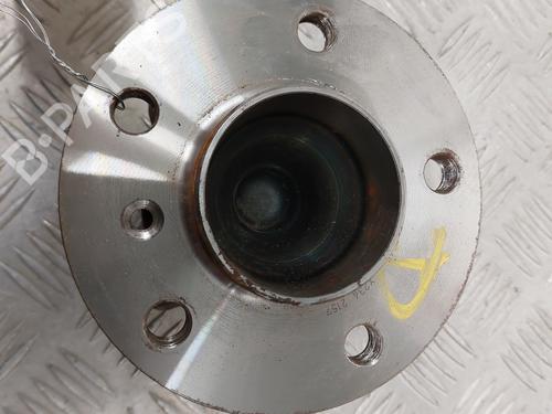 Used Right rear steering knuckle BMW 1 (F40) 116 d (116 hp) 23747555