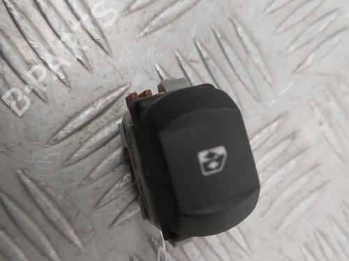 Used Right front window switch Right front window switch RENAULT MEGANE II Coupé-Cabriolet (EM0/1_) 1.9 dCi (120 hp) 23745168 23745168