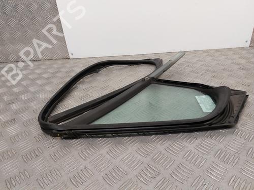 Front right quarter glass PEUGEOT 308 I (4A_, 4C_) 1.6 HDi | BP28576893C112 