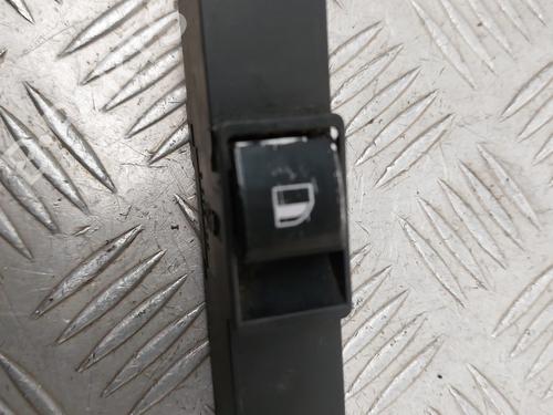 Right front window switch BMW 3 (E46) 316 i | BP23748245I26 - Image 2