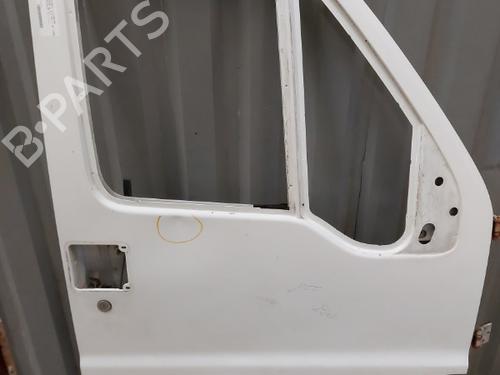 Used Right front door PEUGEOT BOXER Van (244) 2.8 HDi (128 hp) 23746967