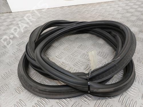 Rubber door seal PEUGEOT 208 II (UB_, UP_, UW_, UJ_) 1.2 PureTech 100 | BP23748005C142 