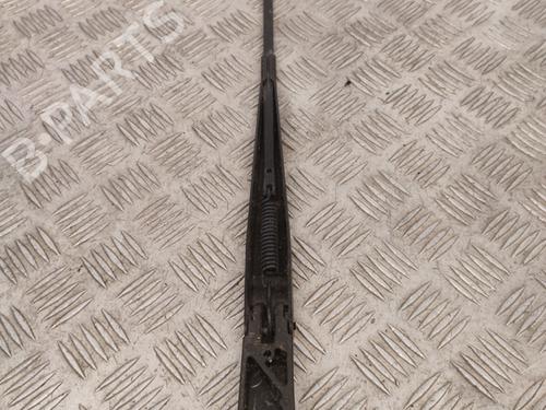 Used Front windshield wiper arm VW PASSAT B6 (3C2) 2.0 TDI (140 hp) 23736694