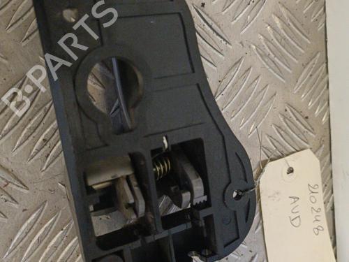 Used Front right interior door handle KIA CARENS III MPV (UN) 2.0 CRDi 140 (140 hp) 23715959